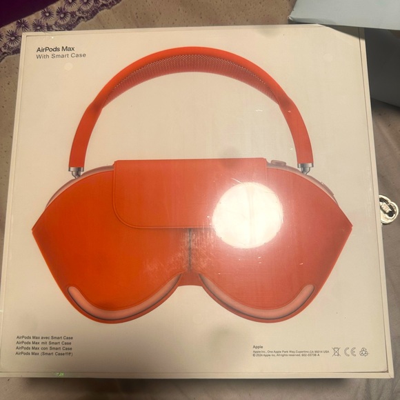 Airpodsmax orange